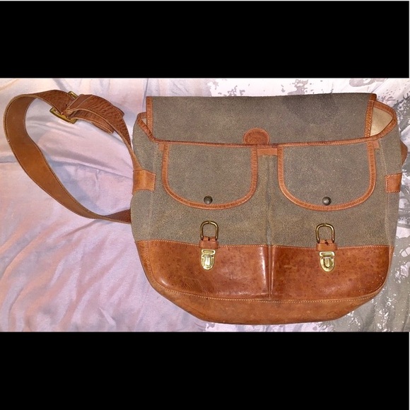Roots crossover leather large messenger bag